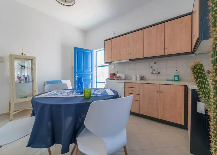 فيلة Pine House Santorini 150 Meters From Sea. *