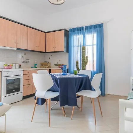 Pine House Santorini 150 Meters From Sea. Villa *